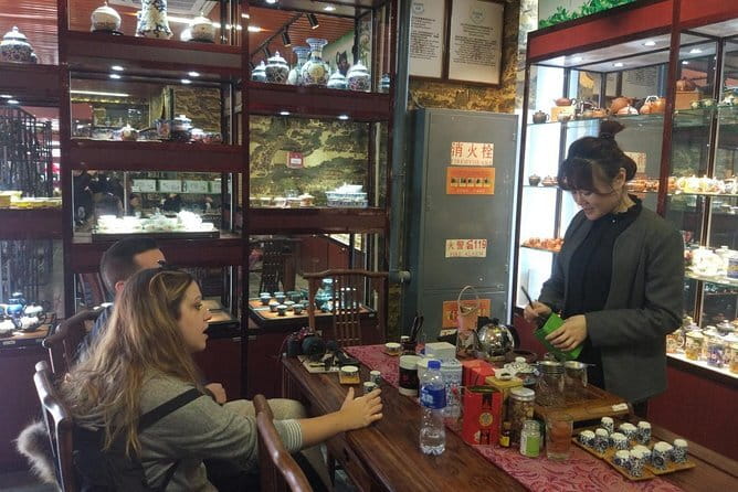 3-hour Morning/Afternoon Tea Tasting on Maliandao Street & Dimsum - Maliandao Tea Street, eight teas, and a ceremony you can follow