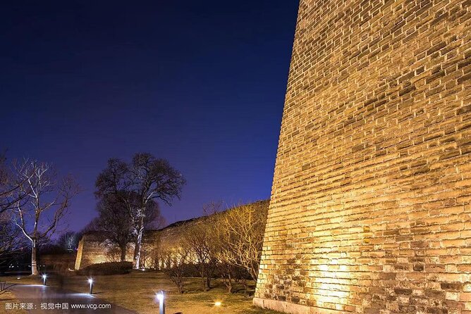 4-5 Hours Private Beijing City Layover Night Tour - The guide and driver: what they handle, and what you should expect