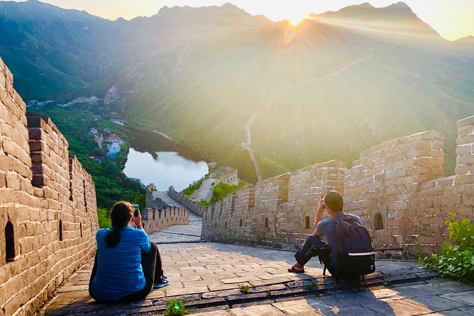 4-5 hours Wild Great Wall Layover Tour with Flexible Visit Time - The drive rhythm: about 1.5 hours each way, then a focused Wall visit