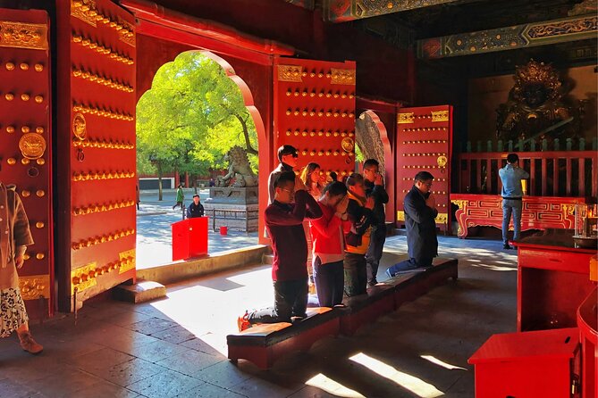 4-Hour Private Tour: Lama Temple, Confucius Temple, Guozijian Museum with Dim Sum - Dim sum lunch or dinner: the local-food part done right