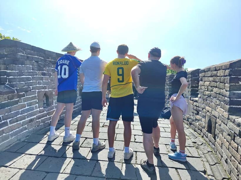 Afternoon Sightseeing Bus Guided Tour to Mutianyu Great Wall - Where you meet in Beijing: Wangfujing start point and the green vest