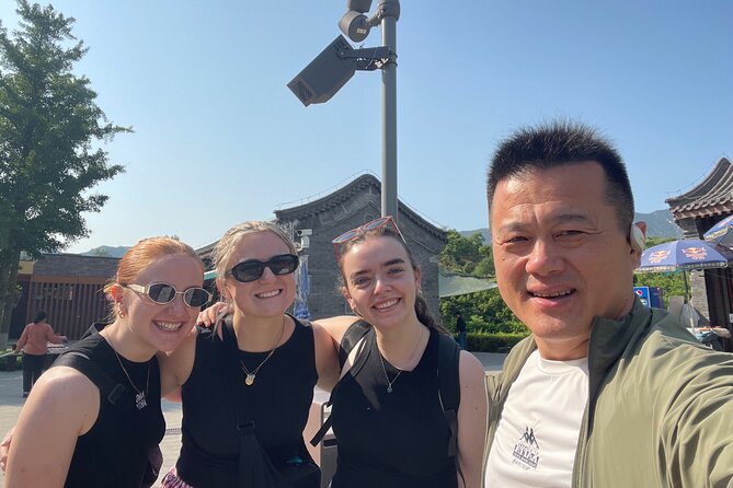 Airport or Hotel Transport to Mutianyu Great Wall - Meeting Point Logistics Around Hilton Wangfujing