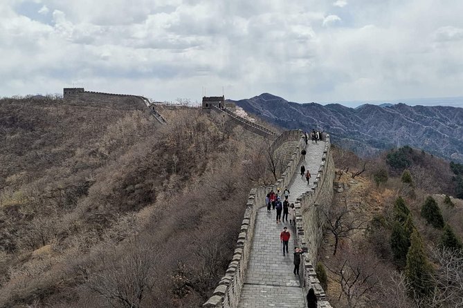 All-Inclusive Mutianyu Great Wall and Summer Palace Private Tour - Getting to Mutianyu: the best kind of early start
