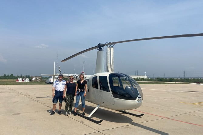 All-Inclusive Mutianyu Great Wall Hiking and Helicopter Overlook Tour - Mutianyu by helicopter first, hike second