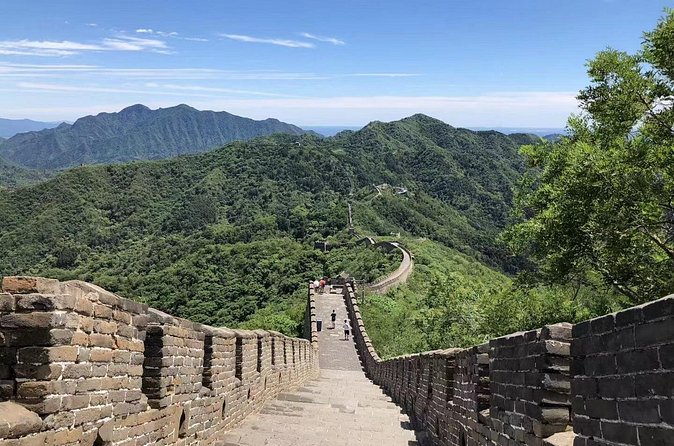 All-inclusive Mutianyu Wall and Summer Palace Private Tour - Pickup, the air-conditioned vehicle, and how the day stays calm