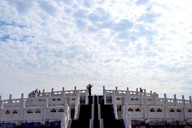 All Inclusive Private Custom Day Tour: Beijing City Discovery - The private guide advantage, including what to expect from the guide