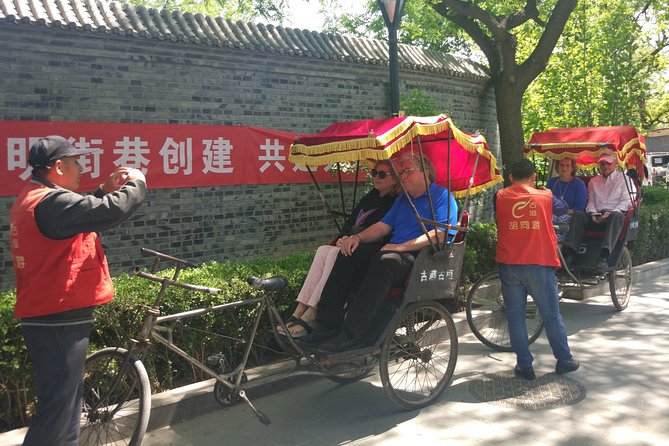 All-inclusive Private Day Trip: Hutongs, Lama Temple & Panda House with Lunch - How the morning Panda House visit sets the tone