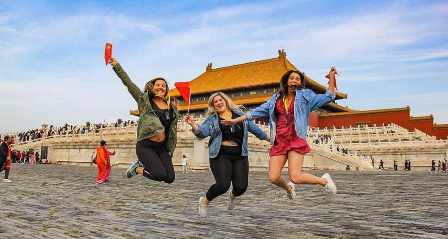 All-Inclusive Tour: Tiananmen Sq, Forbidden City, Great Wall - The Big Value Question: Is This Price Reasonable?