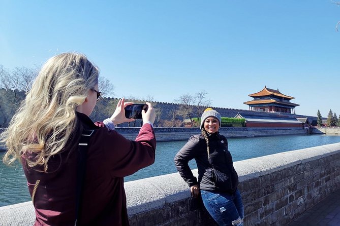All-Inclusive Tour: Tiananmen Square, Forbidden City, Great Wall - Walking into the Forbidden City: scale you can actually feel