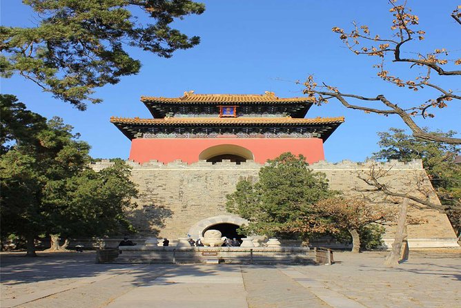 Badaling Great Wall and Ming Tombs Day Tour from Beijing - Ming Tombs at Changling: the imperial burial complex, made understandable