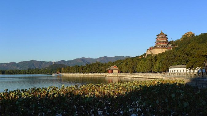 Beijing 2-Day Highlights Tour: 6 Must-See Spots+Local Delicacies - Summer Palace: royal gardens, practical timing