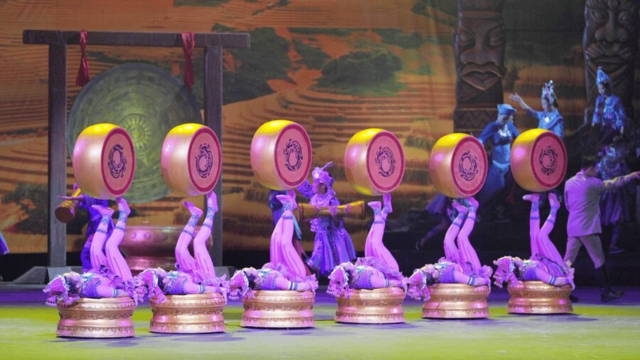 Beijing: Acrobatic Show Tickets Traditional & Modern Fusion - Sound, Lights, and Visual Effects: What Changes by Row