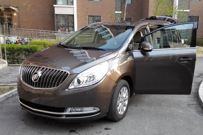 Beijing Capital International Airport One Way Transfer Service: Airport to Hotel - Finding Your Driver Fast After You Land at PEK