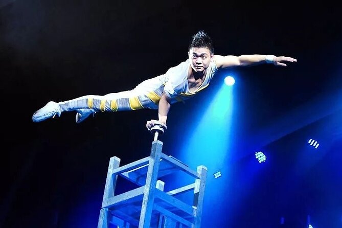 Beijing Evening Acrobat Show In Red Theater With Private Transfer - The 3-hour Plan, and Why the Timing Feels Comfortable