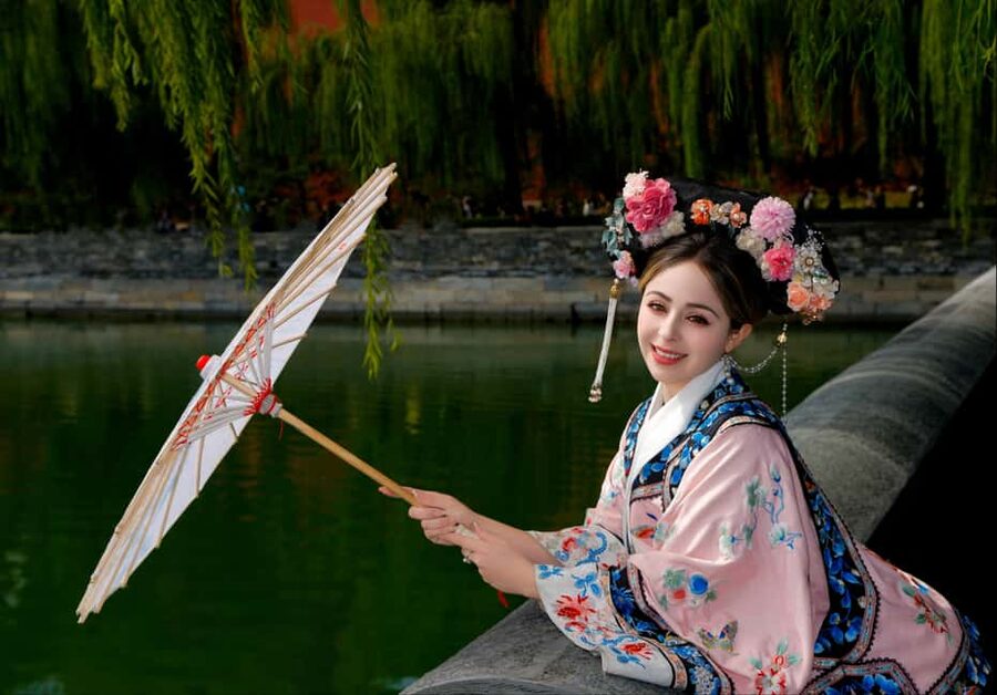 Beijing: Explore the Forbidden City in Hanfu - Hanfu, Hair, and Makeup: A Real-Time Time Machine