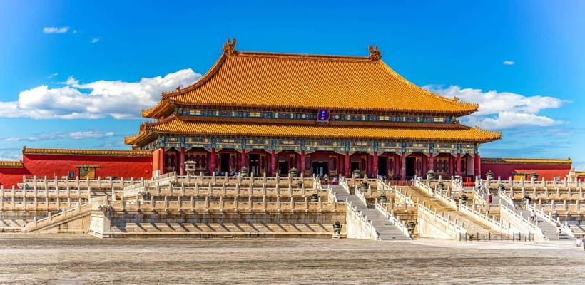 Beijing: Forbidden City and Tian’anmen Square Waking Tour - Inside the Forbidden City: Tilework, Storytelling, and the Concubines’ Quarters