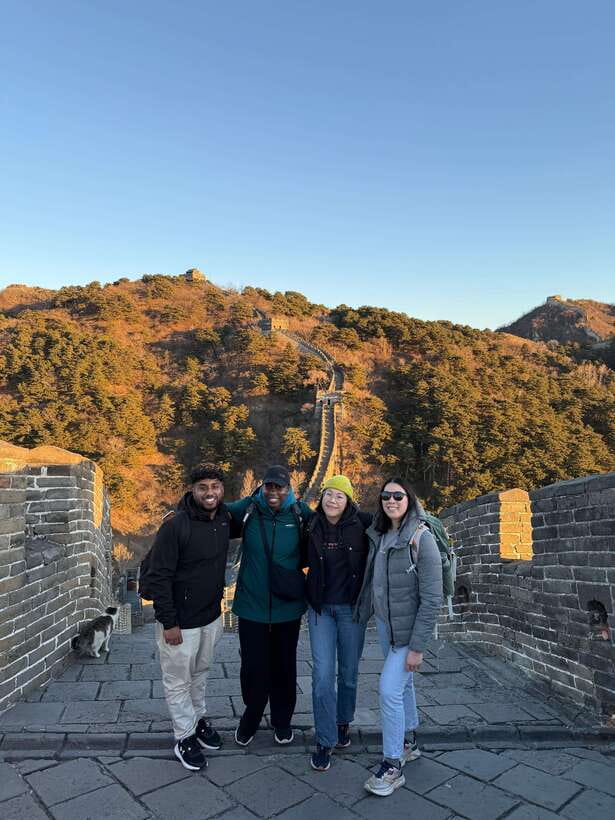 Beijing: Great Wall Layover Tour with a Native - The electric car drives: comfort on the road, not just transport