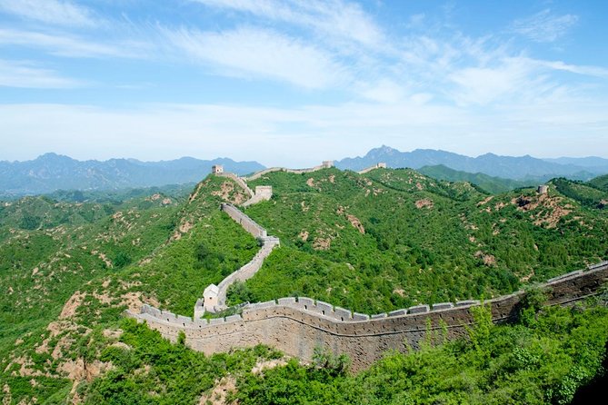 Beijing Gubei Water Town and Great Wall Day Trip - Simatai Great Wall and Gubei Water Town, a smart one-day combo