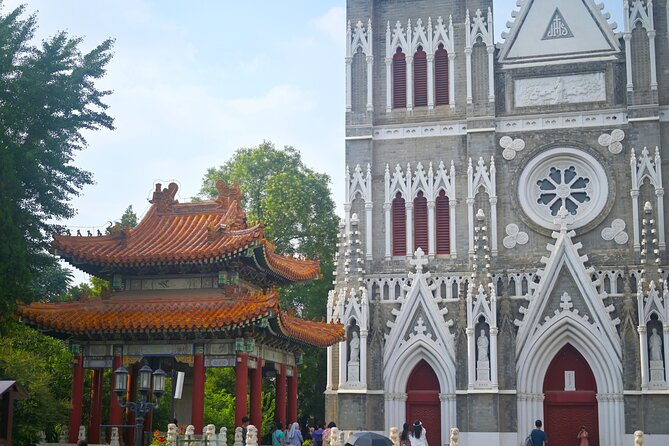 Beijing Hutong Walking Tour History, Architecture and Local Life - Stop 5: Lidai Diwang Miao, Ancestor Honor and Grand Temple Buildings