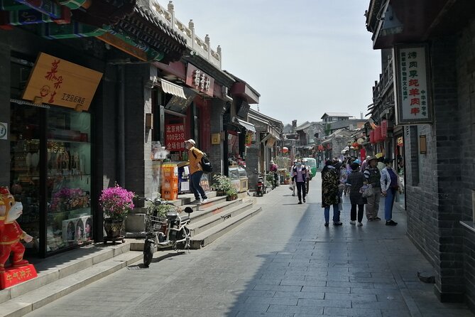 Beijing Hutongs Walking Tour - A Narrow Channel Between Qianhai and Houhai