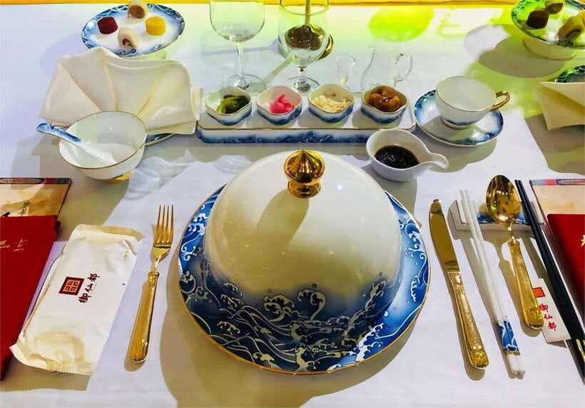 Beijing: Imperial Cuisine Experience & Cultural Performance - Beijing imperial dining at the Yuxiandu Museum, what it is really like