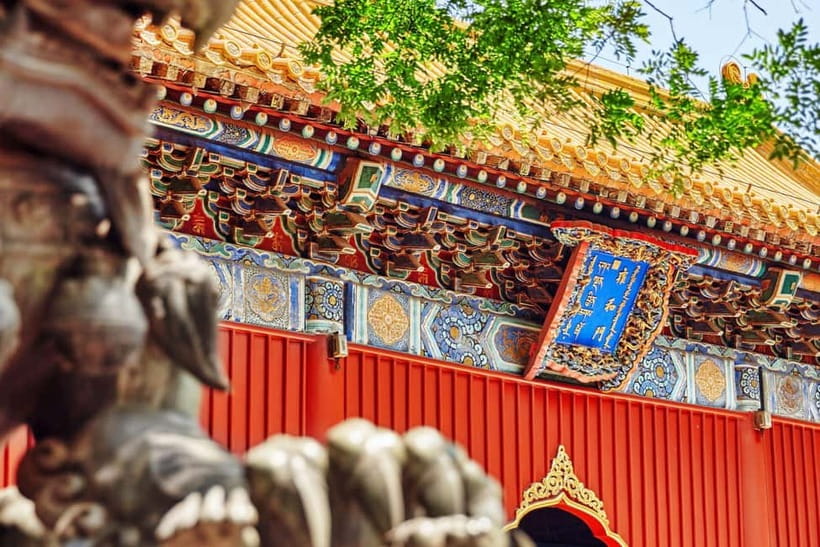 Beijing: Lama Temple Entry Ticket and Optional Guided Tour - Meeting points and how not to waste your first hour