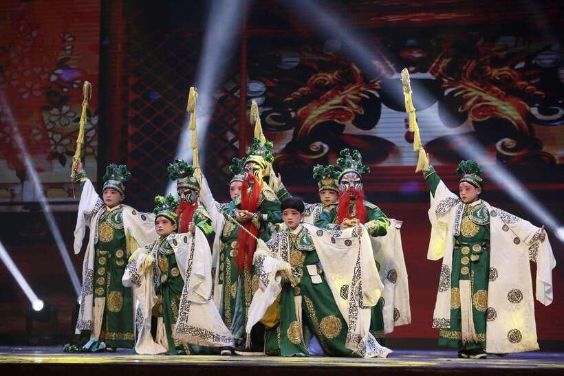 Beijing: Must-See Peking Opera at Liyuan Theatre Ticket - English Notes That Help You Follow the Story