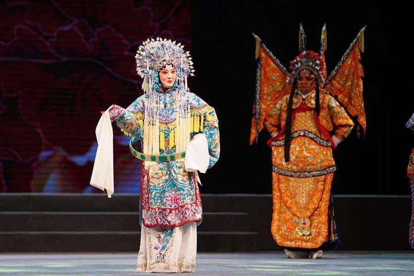 Beijing: Must-See Peking Opera at Liyuan Theatre Ticket - Seat Choices at Liyuan: Picking A-580 to D-280 Without Regrets