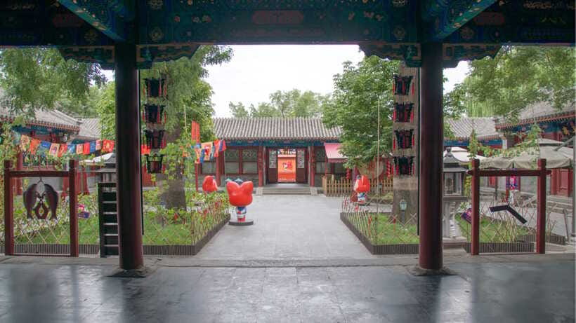 Beijing: Prince Kung's Palace Museum Ticket—Must-See Spot - Timing Tips: How to Beat Overcrowding and Still See the Evening Show
