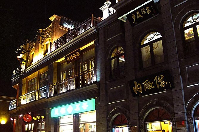 Beijing Private Night Walking Tour: Qianmen Street, Tian'ammen Square and Wangfujing Street - Meeting at 6:00 pm: Logistics That Matter More Than You Think