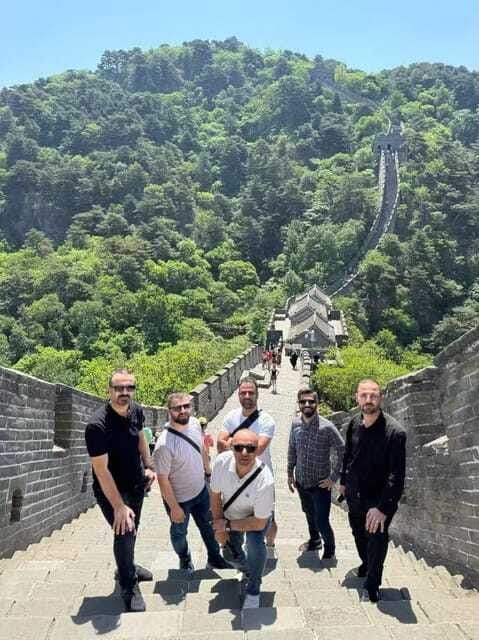 Beijing: private transfer to Great Wall from airport/hotel - The Car Ride Out: Comfort, Safety, and English Support