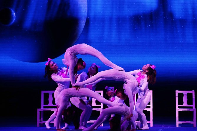 Beijing Roast Duck Banquet and Acrobatics Show with VIP Seats Evening Tour - Getting picked up (and where to meet if you are outside the zone)