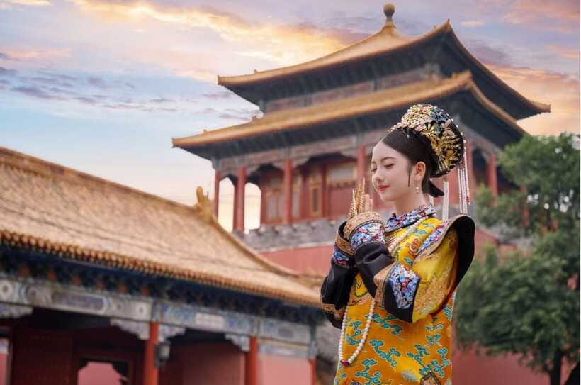 Beijing: Traditional Chinese Costume Makeover & Photo Shoot - The Hanfu makeover: styling that makes the costume look intentional