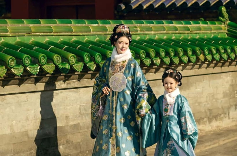 Beijing Traditional Hanfu Experience & Photoshoot for Groups - Hair and makeup: the part that makes the photos actually work