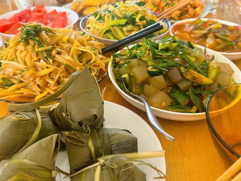 Beijing: Vegan Home Cooking & Local Market Tour with Sanxia - Hands-On Dumplings, Noodles, and Seasonal Vegan Dishes