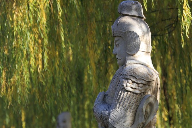 Boutique Tour: Juyongguan, Sacred Way and Dingling of Ming Tombs - Price and logistics: does $169.10 feel fair?