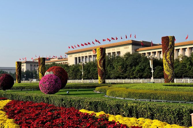 Boutique Tour: Tiananmen, Forbidden City, Mutianyu with VIP Pass - Mutianyu Great Wall with VIP pass, chairlift, and real hiking time