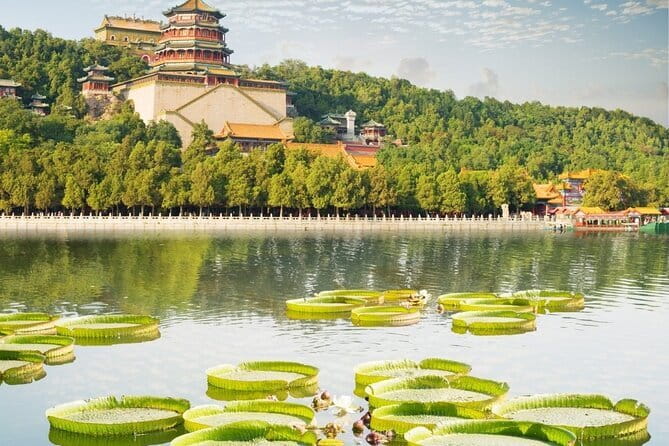 BusDa-Full-Day Bus Trips: Mutianyu, Summer & Old Summer Palaces - Mutianyu Great Wall: best-preserved views plus optional thrills
