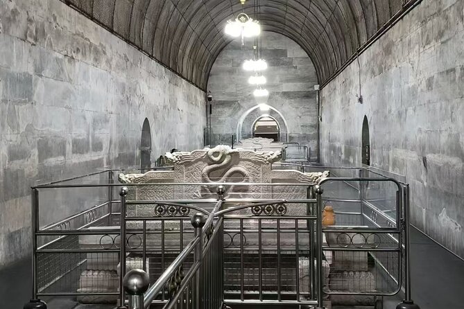 Busda-Mutianyu Great Wall&Dingling Tomb Full-Day Bus/Private Tour - Timing, pickup, and the ride that keeps your day from unraveling
