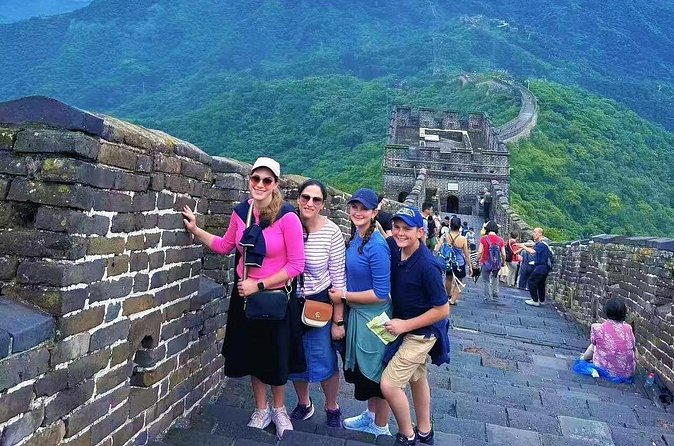 BusDa-Private Mutianyu Great Wall Trip with English Guide - The Mutianyu Stop: How You’ll Actually Spend Your Time