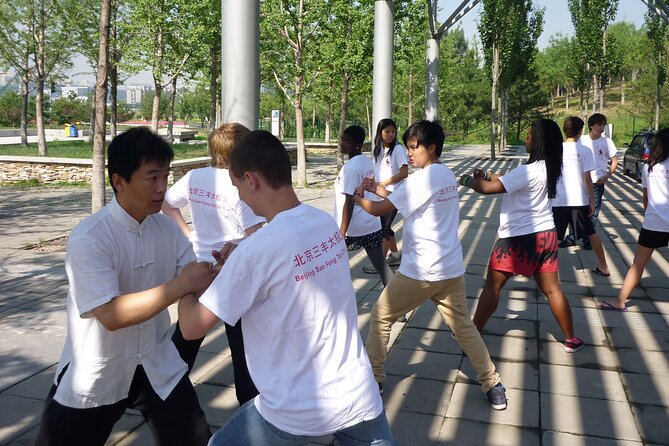 Chinese Kung Fu Experience Class in Beijing - Meeting Point and Subway Run for Tian Tan Dong Men