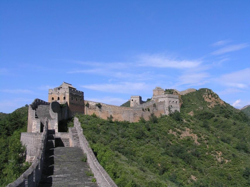 From Beijing: Badaling Great Wall Bus Group Tour - Guide Language: English Guaranteed If You Book Early