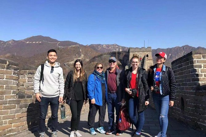 Great Wall Layover Small Group Tour (7AM-11AM) - The 10am to 11am return: back to the airport on time