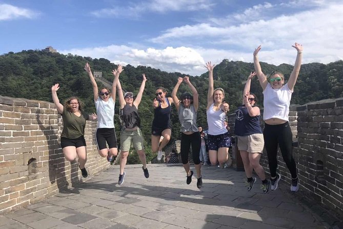 Great Wall Layover Small Group Tour (9AM-1PM) - The transport plan: 1 hour out, then you get to the Wall