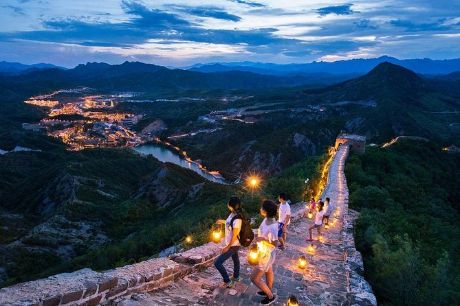 Gubei Water Town and Simatai Great Wall Private Day Tour - Who should book this private day tour, and who should consider another option