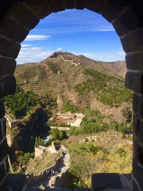 Gubei Water Town Simatai Great Wall Ticket And Options - Getting there: taxi to Beijing Gubei water town and scanning at the gate
