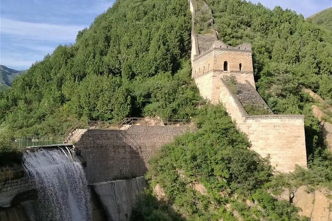 Huanghuacheng Lakeside Great Wall Private Day Tour - What Happens During the Day Beyond the Wall