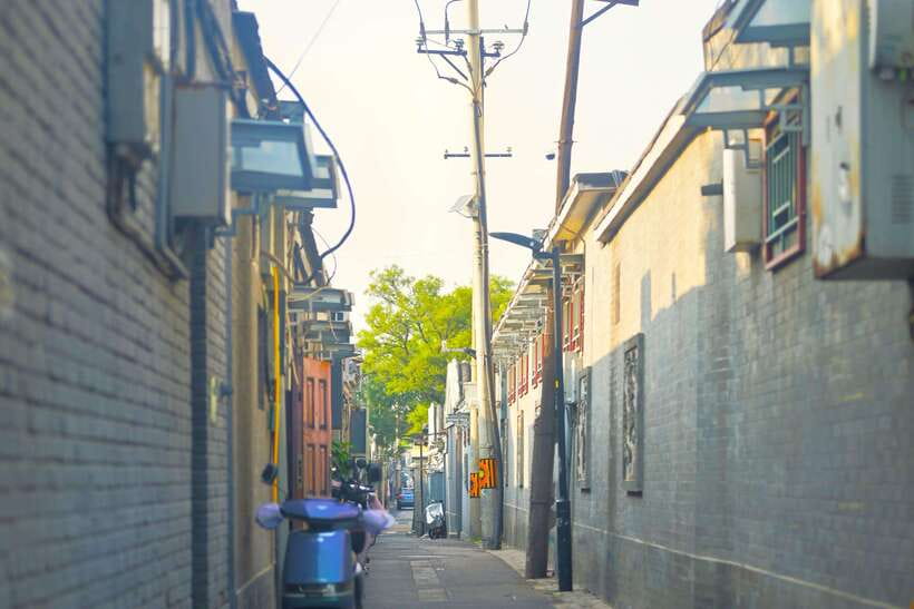 Hutong Walking Tour: Discover Real Beijing without Crowds - Zhuanta Hutong: the courtyard logic you start to feel
