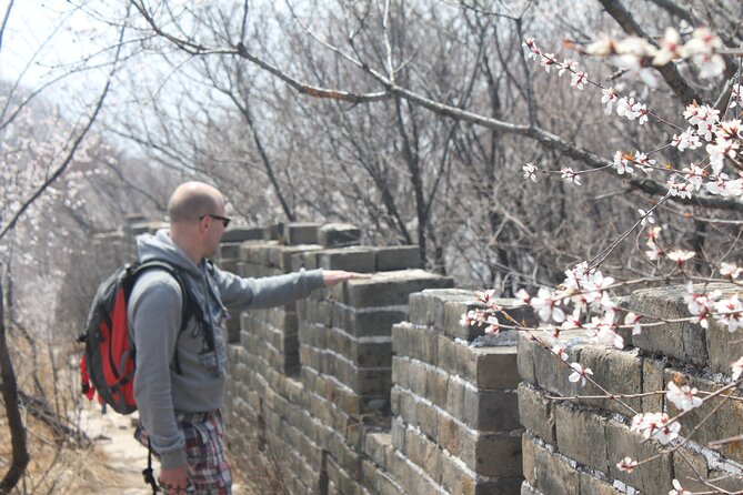 Jinshanling Great Wall to Simatai West Sunset Hiking Private Tour - The core hike: Zhuangduo Tower to Dongwuyan Tower (3 to 4 hours)