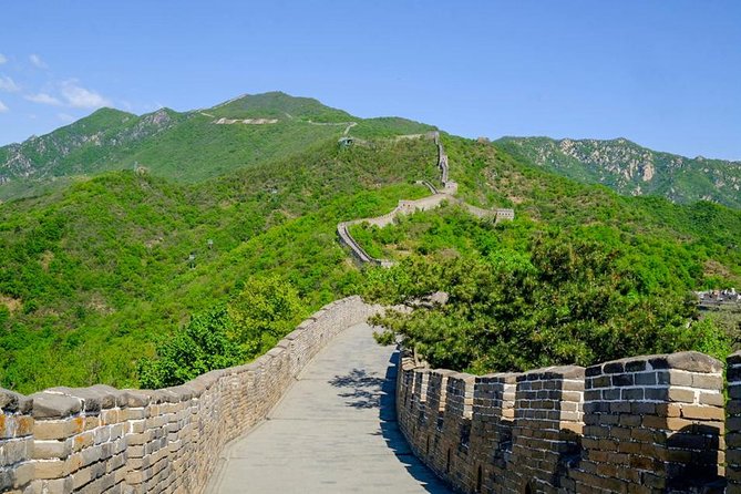 Licensed Private Taxi To MuTianYu Great Wall with Exclusive Gift - Who this Mutianyu taxi makes the most sense for